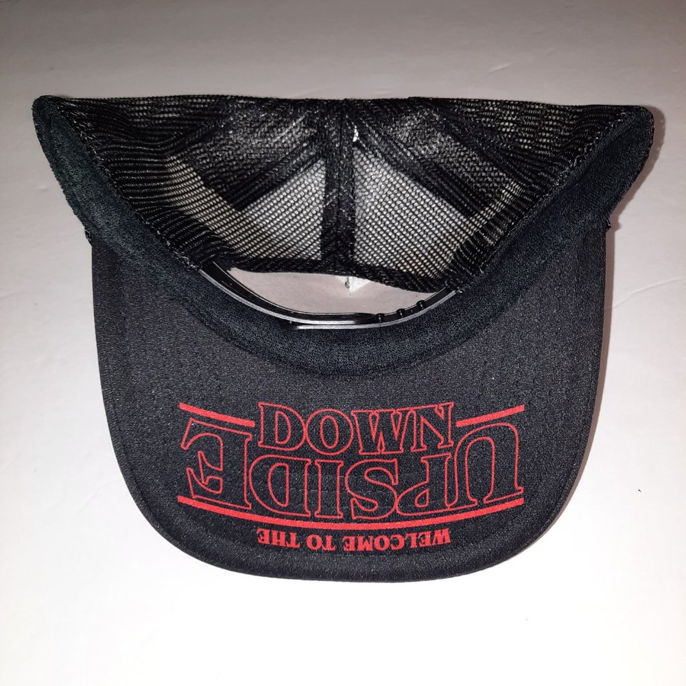 NEW Detroit Tigers Stranger Things Upside Down Foam Trucker Mesh Snapback Hat - Picture 3 of 6